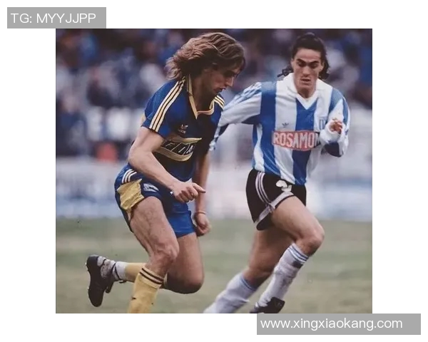 足球明星年轻帅气的魅力与风采展现青春活力的无限可能