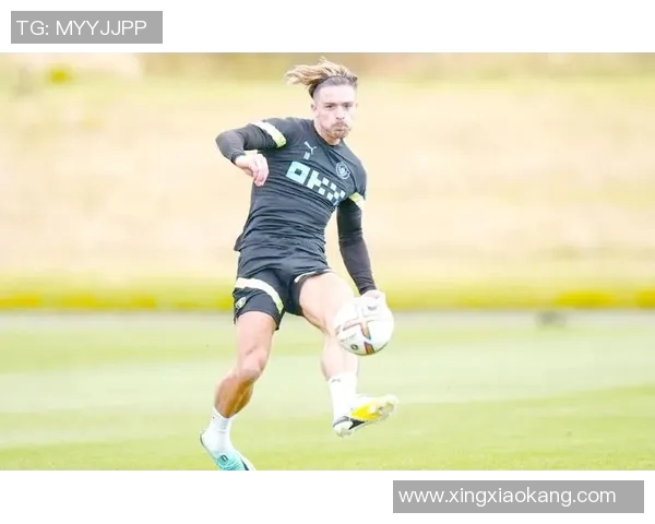 足球明星格拉利什魅力壁纸精选展现他的风采与激情