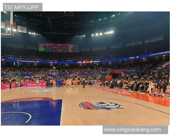上海与广东篮球对决现场直播全程回顾精彩瞬间与赛场分析 上海与广东篮球对决现场直播全程回顾精彩瞬间与赛场分析